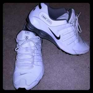 Nike shox sz 14.  Good condition